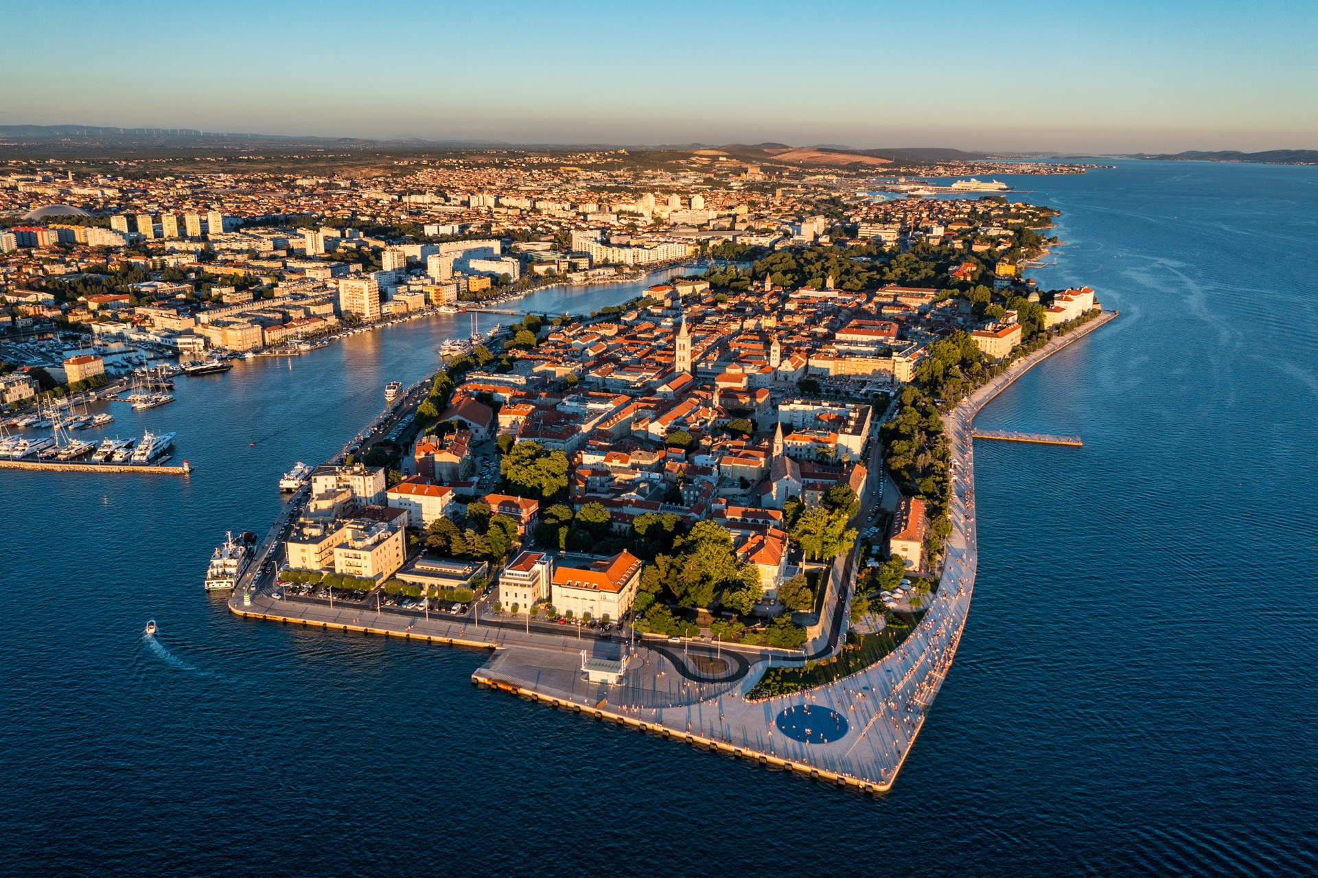 Zadar Enthüllt: Segelgeheimnisse und Kulturelle Reize